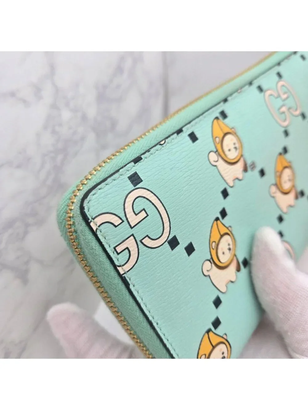 Gucci Wallet Animal Print Angela